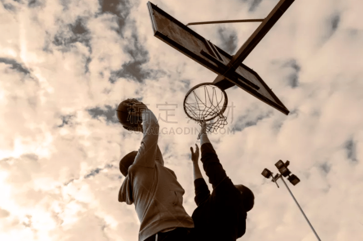 LCK最“贪吃”的打野诞生！偷石甲虫葬送好局，队伍4连胜惨遭终结